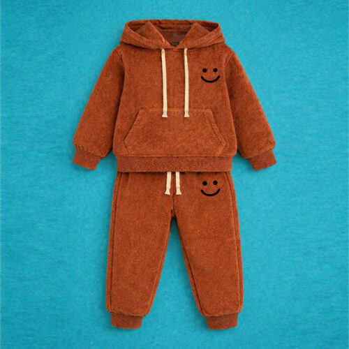 Brown cozy children's hoodie and pants set