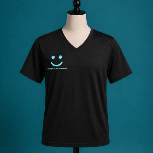 Women t-shirt smile on right